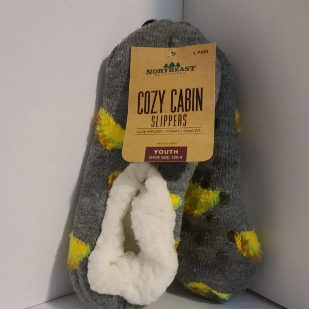 NORTHEAST OUTFITTERS COZY CABIN TACO GREY ICON SMALL YOUTH SHOE SIZE 10K-4